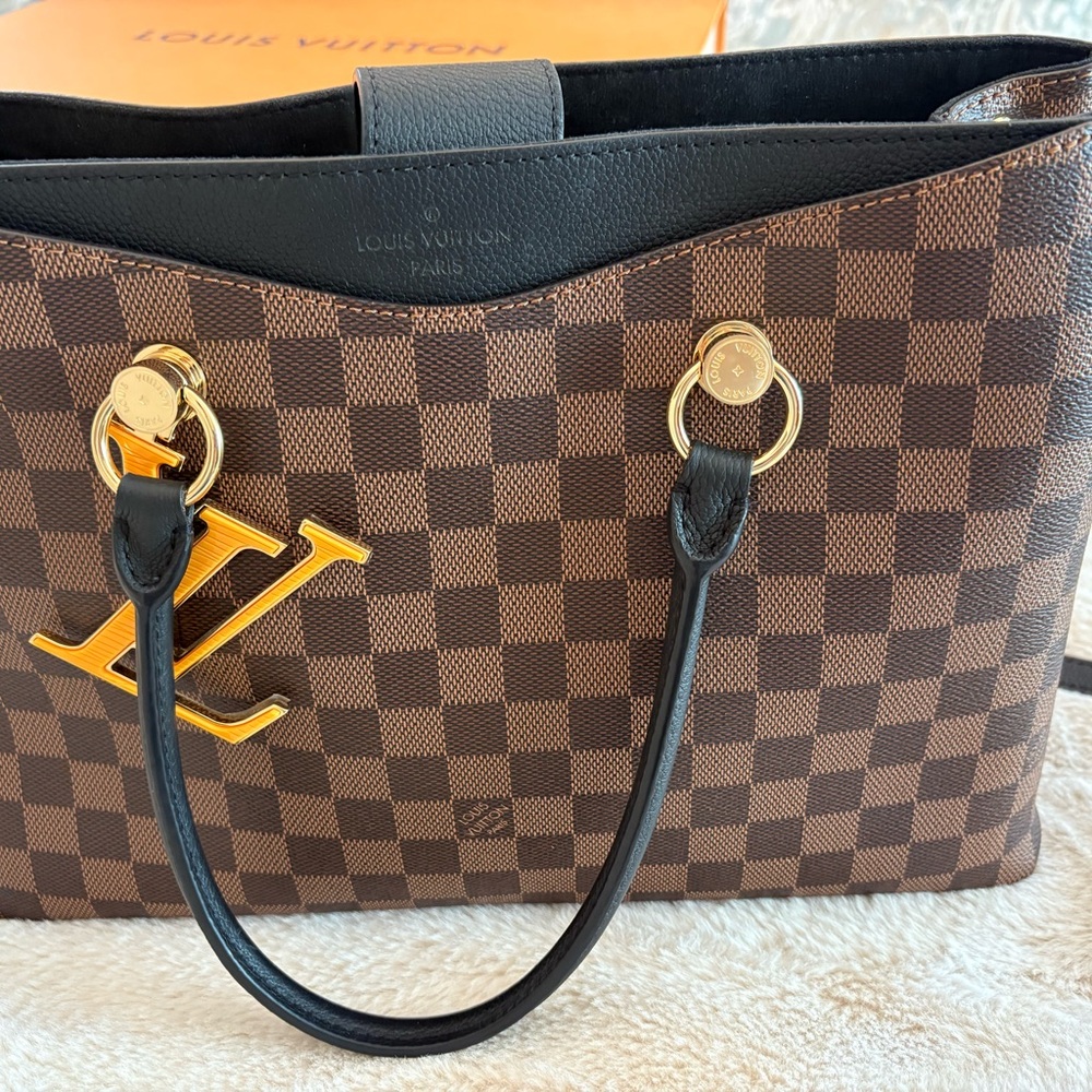 Louis Vuitton Riverside
